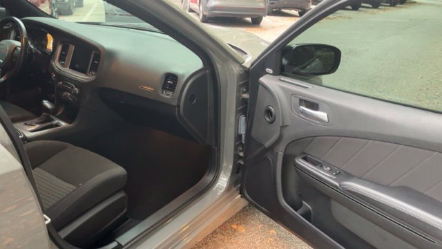 Used 2023 Dodge Charger R/T w/ Blacktop Package RWD image 10