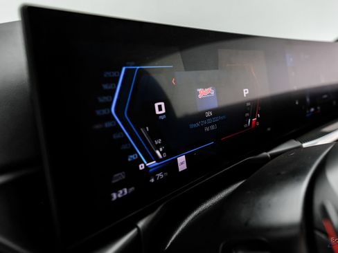 Used 2024 BMW M2 RWD image 33