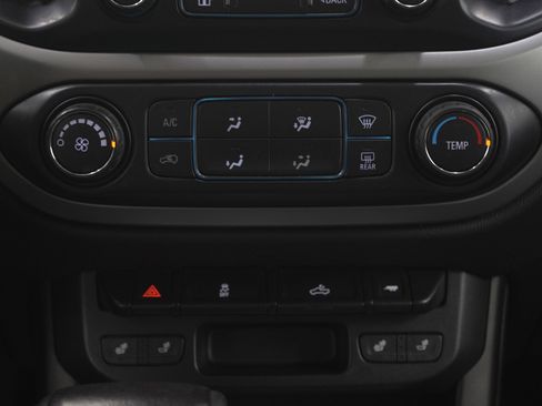 Used 2019 Chevrolet Colorado LT w/ LT Convenience Package image 20