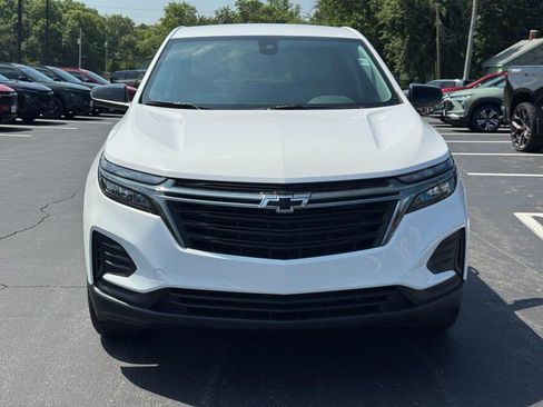 Used 2024 Chevrolet Equinox LS w/ LS Convenience Package FWD image 9