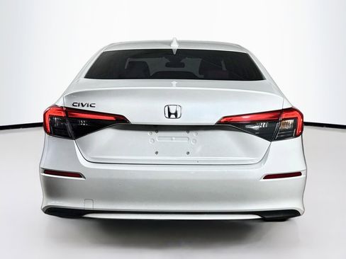 Certified 2022 Honda Civic EX image 31