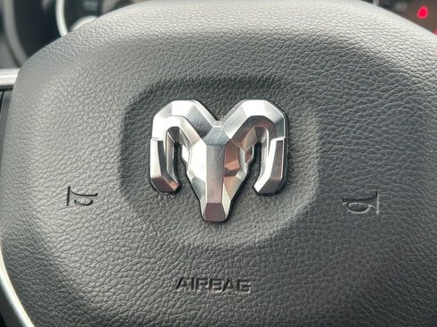 Used 2024 RAM 2500 Big Horn AWD/4WD image 39