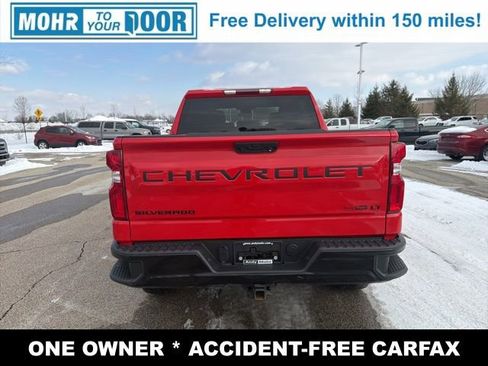Used 2023 Chevrolet Silverado 1500 LT Trail Boss w/ LPO, Dark Essentials Package image 4