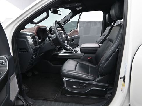 Used 2023 Ford F150 Lariat w/ Equipment Group 502A High image 18