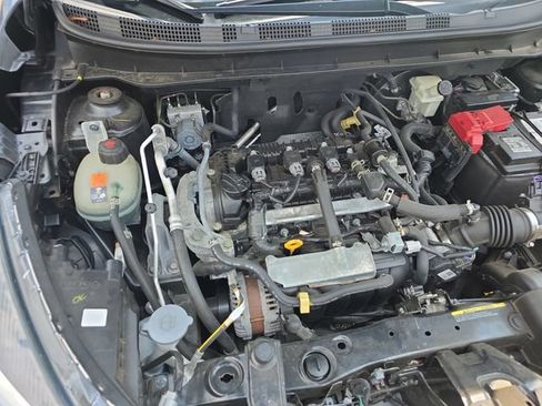 Used 2021 Nissan Kicks SV FWD image 28