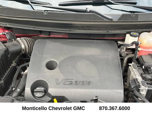 Used 2023 Chevrolet Traverse LT w/ LT Premium Package AWD/4WD image 30