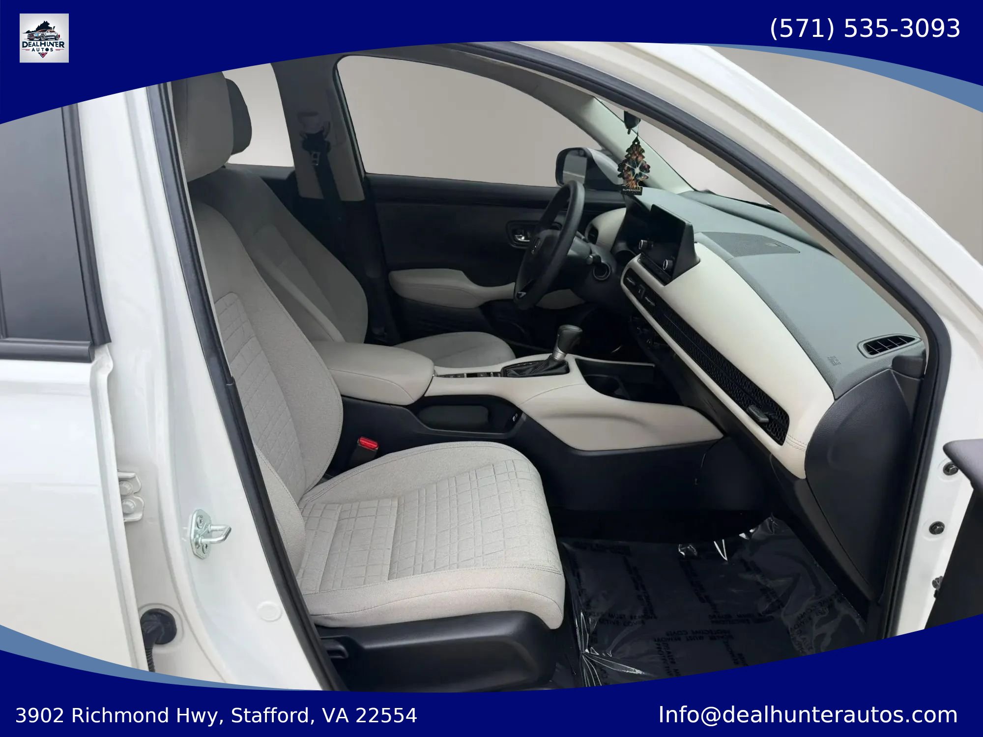 Used 2023 Honda HR-V LX image 16