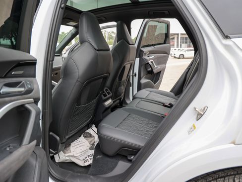 Used 2025 Audi SQ5 Premium Plus AWD/4WD image 37