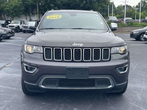 Used 2019 Jeep Grand Cherokee Limited AWD/4WD image 2