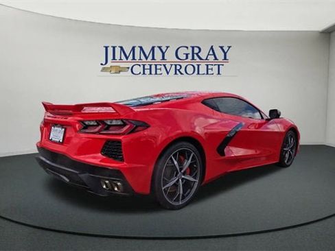 Used 2023 Chevrolet Corvette Stingray Preferred Cpe w/ Z51 Performance Package image 3
