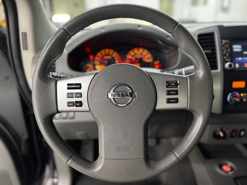 Used 2020 Nissan Frontier SV w/ Midnight Edition Floor Mats AWD/4WD image 20