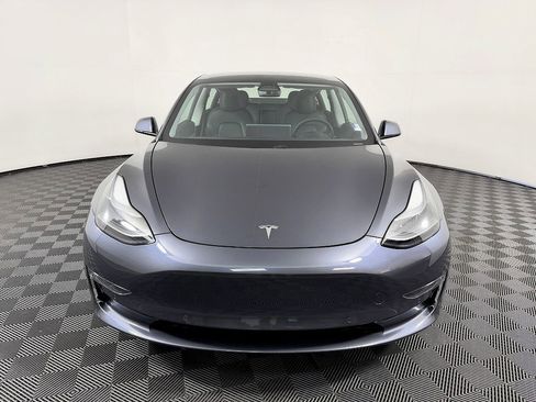 Used 2021 Tesla Model 3 Standard Range Plus image 4