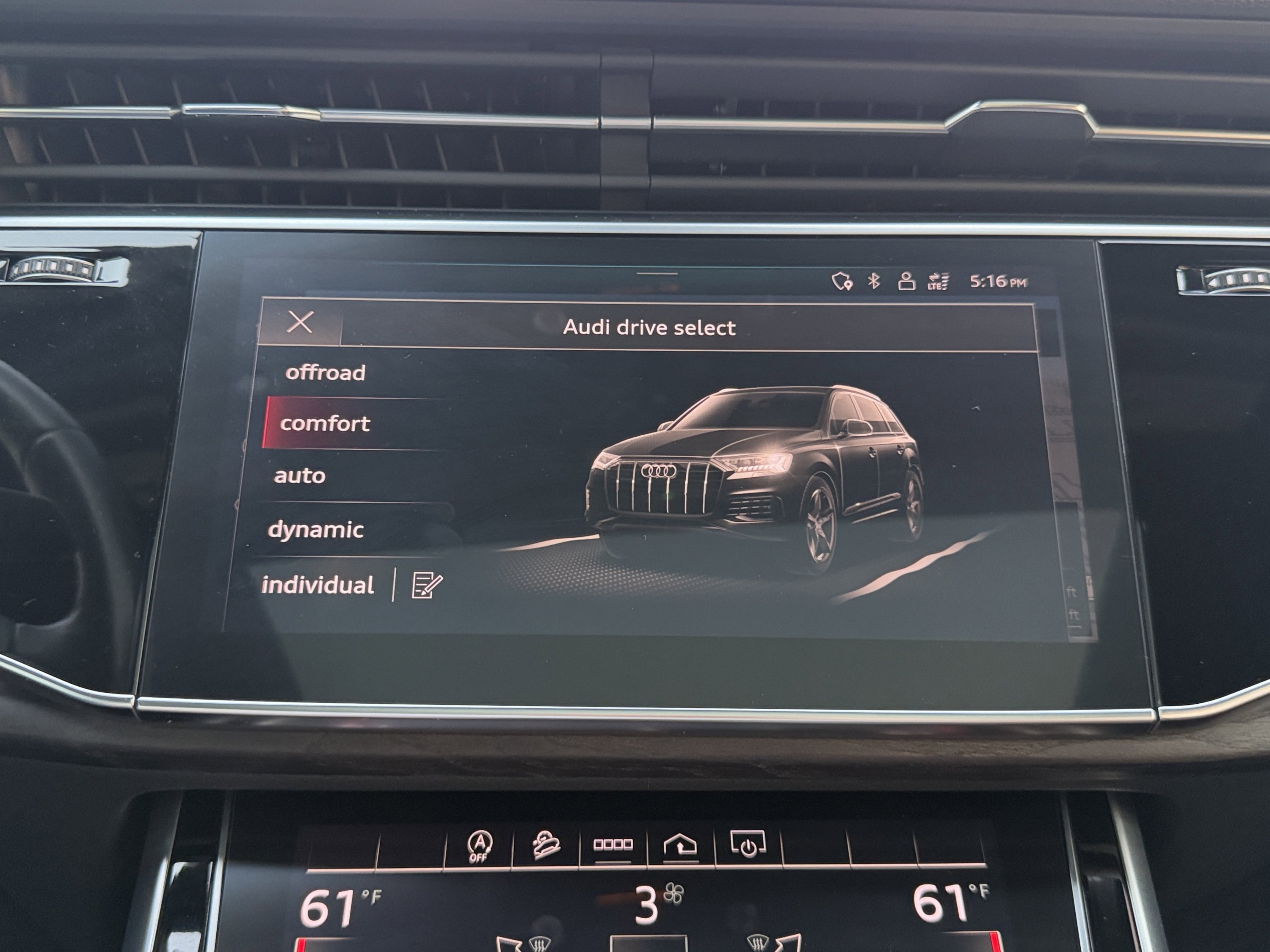 Used 2021 Audi Q7 2.0T Premium w/ Convenience Package AWD/4WD image 63