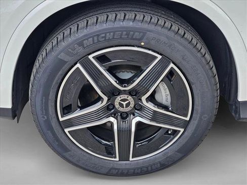 Certified 2023 Mercedes-Benz GLC 300 image 23