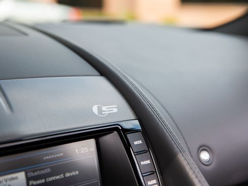 Used 2015 Jaguar F-TYPE S image 41