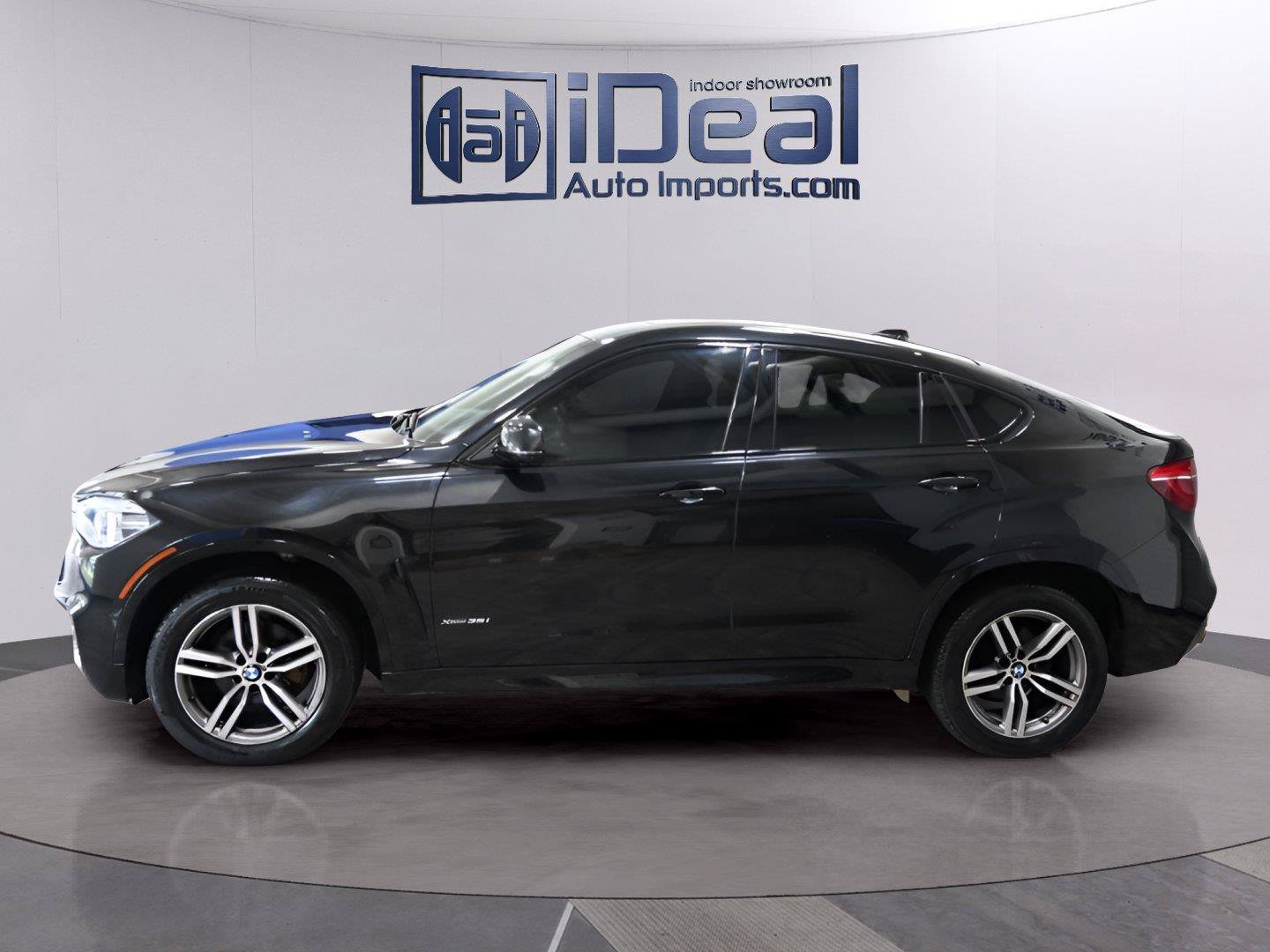 Used 2019 BMW X6 xDrive35i w/ M Sport Package AWD/4WD image 2