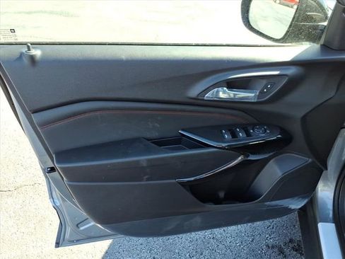 New 2026 Chevrolet Trax RS w/ Sunroof Package image 12