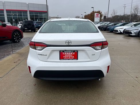 Used 2026 Toyota Corolla LE image 4