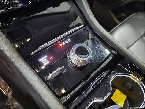 Used 2023 Jeep Grand Cherokee L Limited image 20