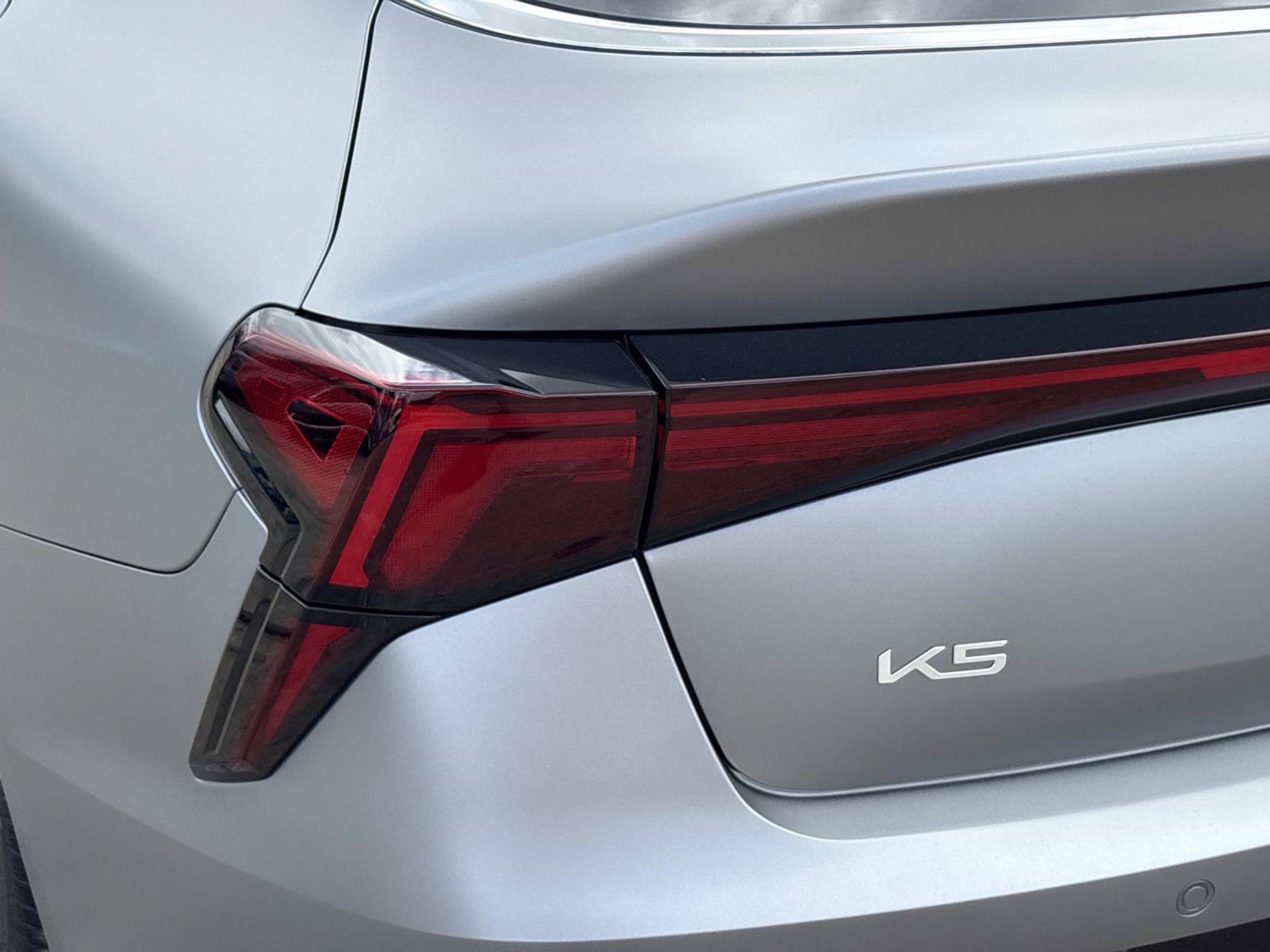 New 2027 Kia K5 GT-Line FWD image 32