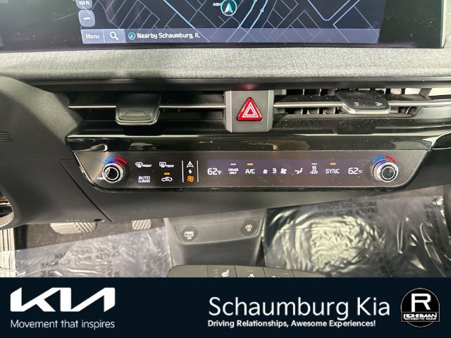 Certified 2024 Kia EV6 Light AWD/4WD image 10