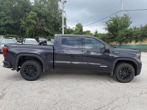 Used 2023 GMC Sierra 1500 Elevation AWD/4WD image 8