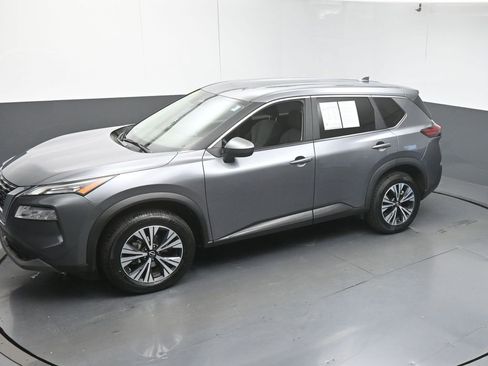 Used 2023 Nissan Rogue SV image 41