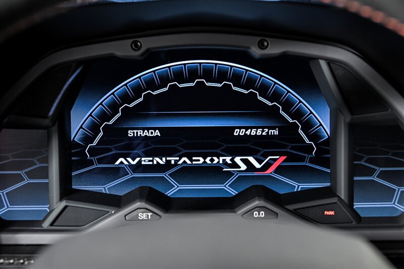 Used 2019 Lamborghini Aventador SVJ AWD/4WD image 40