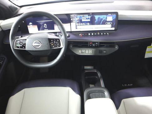 New 2026 Nissan Leaf SV+ w/ Floor Mat Package (SV+) image 21