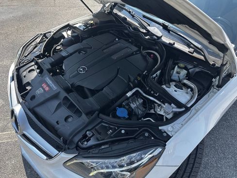 Used 2016 Mercedes-Benz E 400 4MATIC Coupe image 36