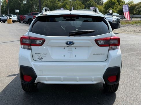 Used 2022 Subaru Crosstrek 2.0i image 7
