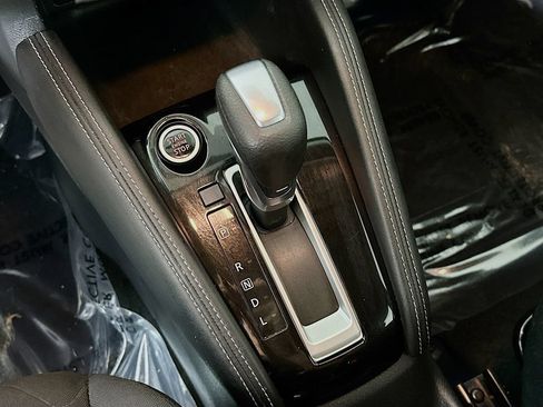 Used 2019 Nissan Kicks SV FWD image 22