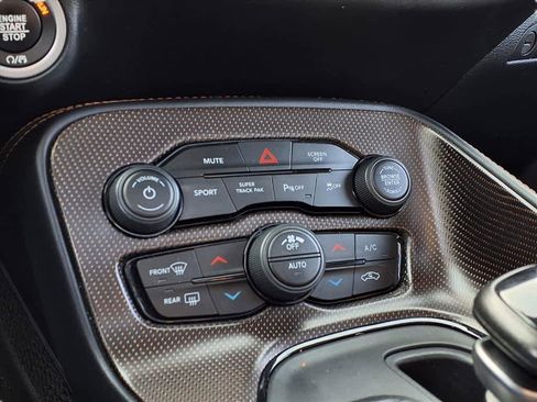 Used 2020 Dodge Challenger GT image 18