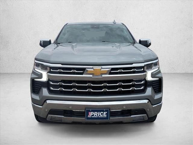 Used 2024 Chevrolet Silverado 1500 LTZ AWD/4WD image 2