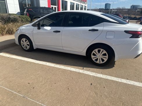 Certified 2025 Nissan Versa S w/ Trunk Package image 6