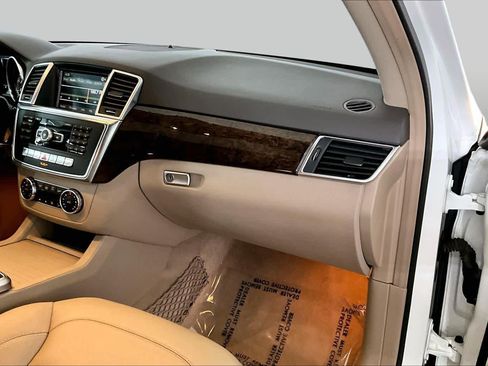 Used 2012 Mercedes-Benz ML 350 4MATIC image 19