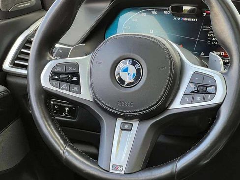 Used 2022 BMW X7 M50i AWD/4WD image 19