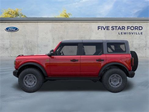 New 2025 Ford Bronco Badlands image 4