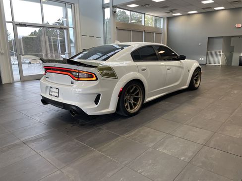 Used 2023 Dodge Charger Scat Pack RWD image 10