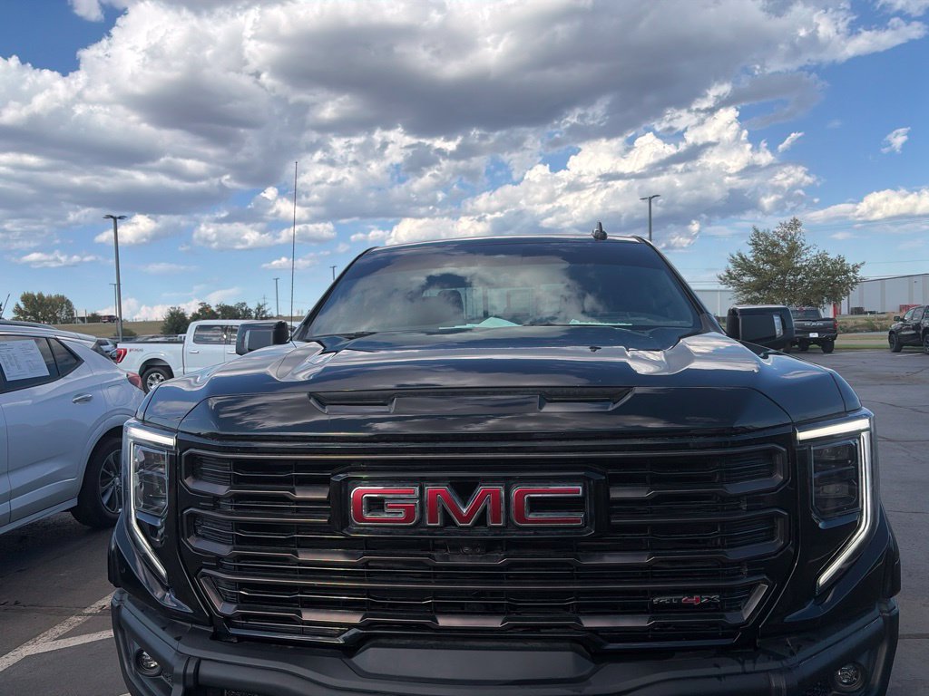 Used 2024 GMC Sierra 1500 AT4X w/ AT4X AEV Edition AWD/4WD image 3