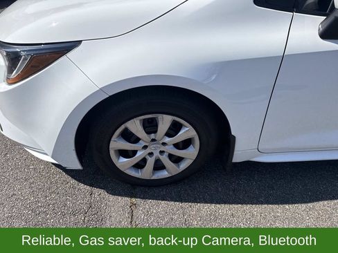 Used 2025 Toyota Corolla LE FWD image 11
