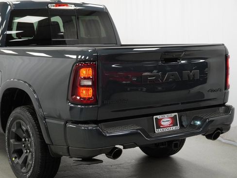 New 2026 RAM 1500 4x4 Crew Cab image 12