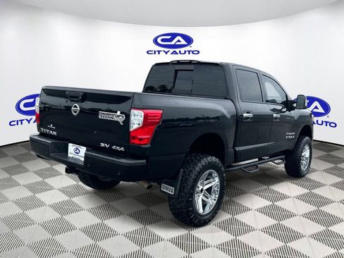 Used 2021 Nissan Titan SV w/ SV Convenience Package AWD/4WD image 4