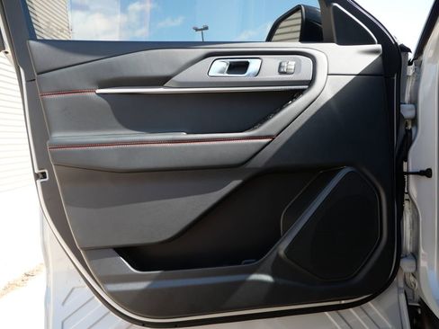 New 2026 Ford Explorer ST AWD/4WD image 18