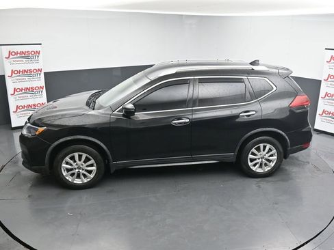 Used 2018 Nissan Rogue SV AWD/4WD image 28