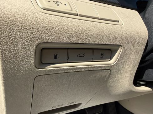 Used 2016 Hyundai Sonata SE w/ Cargo Package FWD image 23