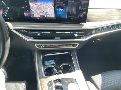 Used 2023 BMW X7 xDrive40i w/ Premium Package AWD/4WD image 18