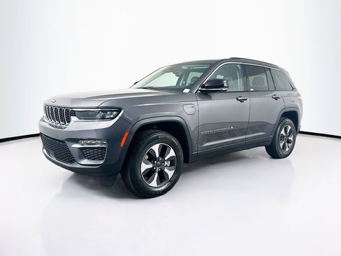 Used 2022 Jeep Grand Cherokee Limited 4xe AWD/4WD image 3