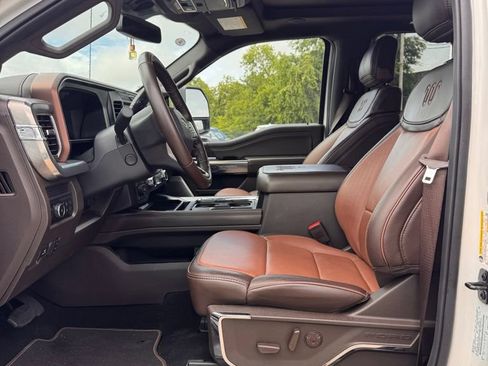 Used 2025 Ford F250 King Ranch w/ FX4 Off-Road Package AWD/4WD image 6