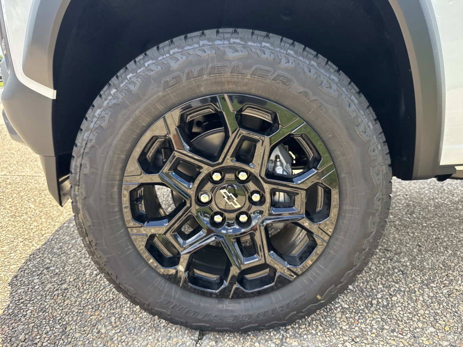 New 2026 Chevrolet Colorado Trail Boss AWD/4WD image 3